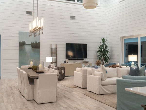 Luxury Beachfront Villa Five Bedroom on Exuma's on Beach