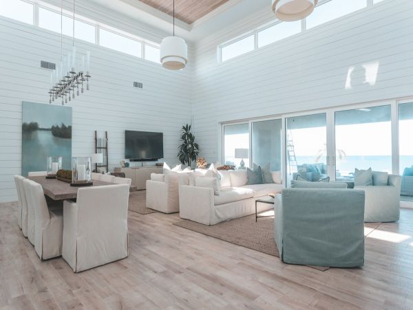 Luxury Beachfront Villa Five Bedroom on Exuma's on Beach