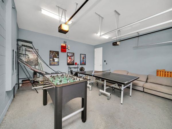 Luxury 11-Bedroom Villa in Orlando – Perfect for Large Groups
