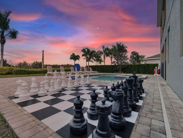 Luxury 11-Bedroom Villa in Orlando – Perfect for Large Groups