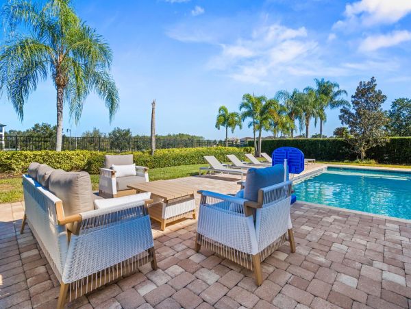 Luxury 11-Bedroom Villa in Orlando – Perfect for Large Groups