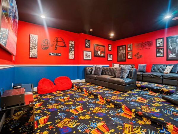 Luxury 11-Bedroom Villa in Orlando – Perfect for Large Groups