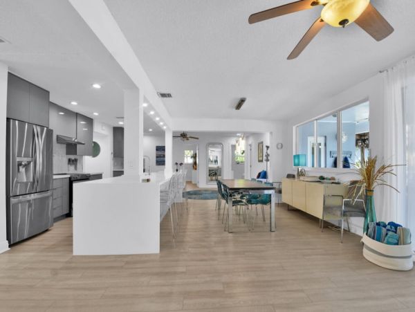 Charming 3-Bedroom Delray Beach Villa with Private Pool and Concierge Services