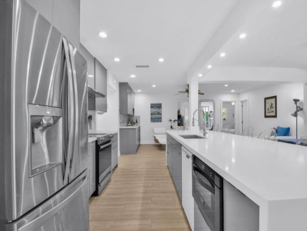 Charming 3-Bedroom Delray Beach Villa with Private Pool and Concierge Services