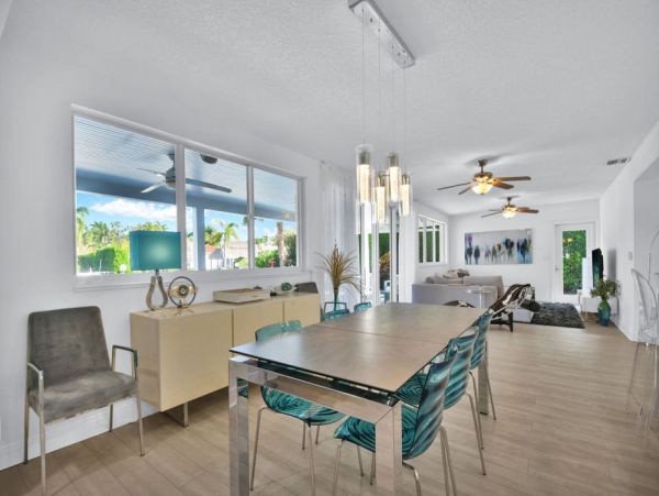 Charming 3-Bedroom Delray Beach Villa with Private Pool and Concierge Services