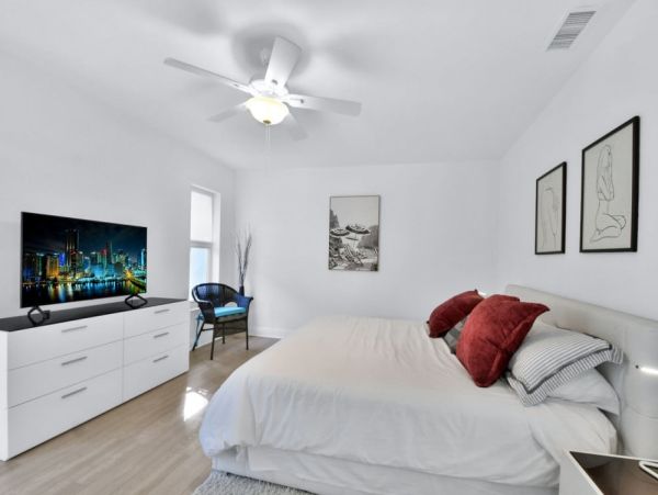 Charming 3-Bedroom Delray Beach Villa with Private Pool and Concierge Services