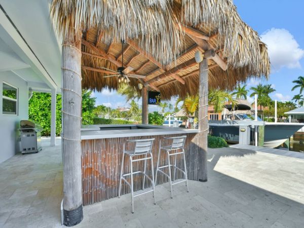 Charming 3-Bedroom Delray Beach Villa with Private Pool and Concierge Services