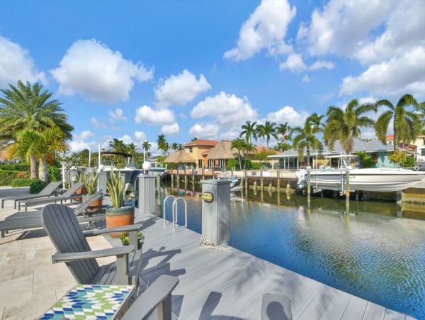 Charming 3-Bedroom Delray Beach Villa with Private Pool and Concierge Services