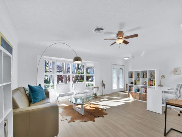 Charming 3-Bedroom Delray Beach Villa with Private Pool and Concierge Services