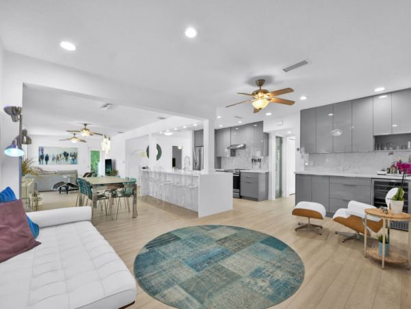 Charming 3-Bedroom Delray Beach Villa with Private Pool and Concierge Services