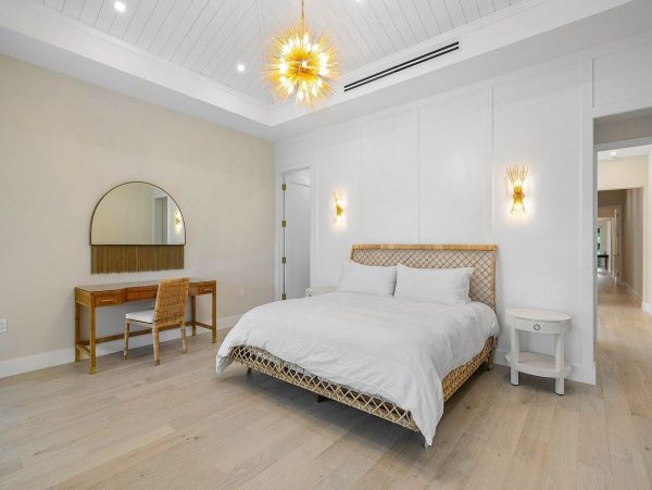 Luxurious Coastal Haven in Delray Beach Three Bedroom - Your Perfect Retreat