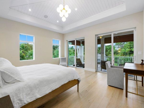 Luxurious Coastal Haven in Delray Beach Three Bedroom - Your Perfect Retreat