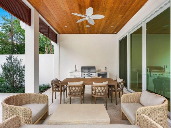 Luxurious Coastal Haven in Delray Beach Three Bedroom - Your Perfect Retreat
