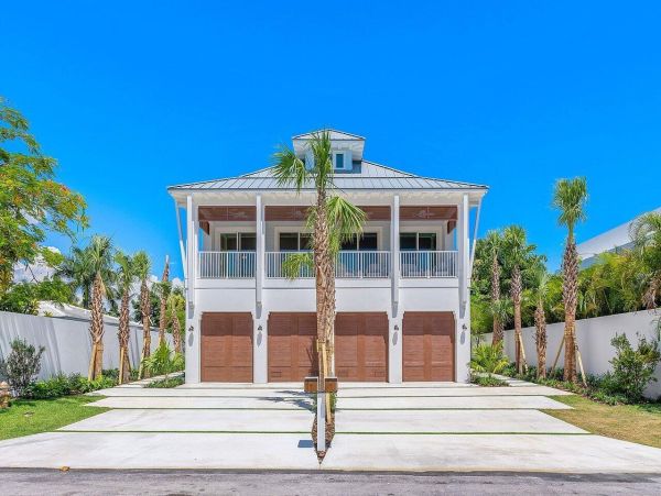 Luxurious Coastal Haven in Delray Beach Three Bedroom - Your Perfect Retreat