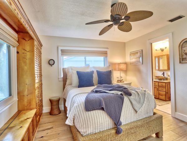 Your Ideal Family Getaway in St. Petersburg 2 Bedroom Home Bay View