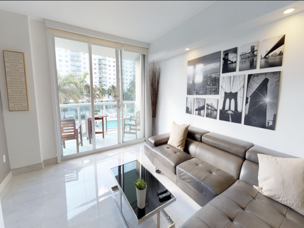 New Arrival Three Bedroom Sunny Isles Beach Modern Pool View