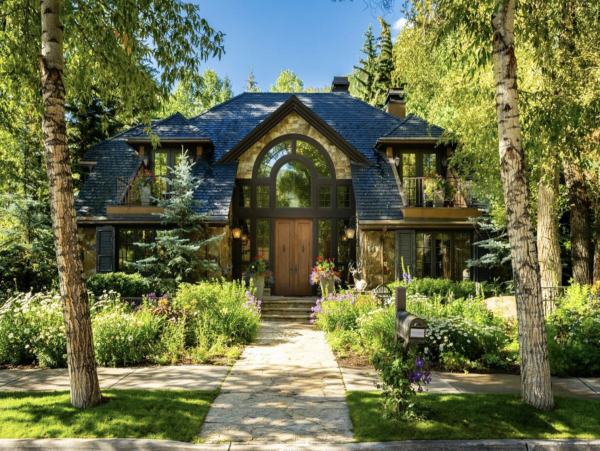 Luxurious Aspen Private Collection Home- Walk to Downtown Dining & Shopping