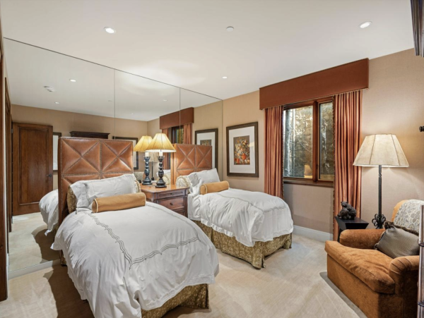 Luxurious Aspen Private Collection Home- Walk to Downtown Dining & Shopping