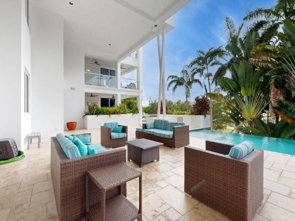 Luxury 2BR Condo Steps to Deerfield Beach - Infinity Pool & Amenities - additional view, photo 2