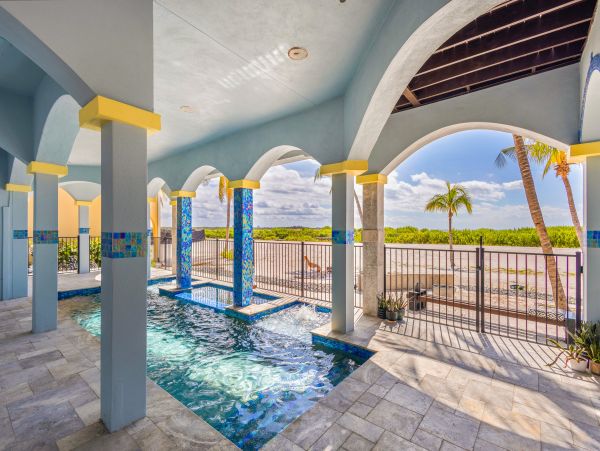 Luxurious Beachfront Home in Fort Myers Beach, FL – Direct Access & Pool