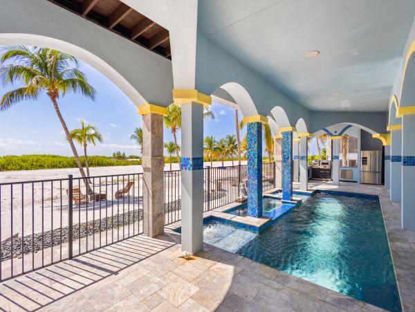 Luxurious Beachfront Home in Fort Myers Beach, FL – Direct Access & Pool