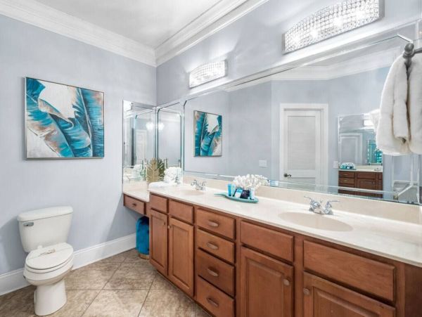 Luxurious Gulf View Retreat in Laguna Beach - Book Your Dream Getaway