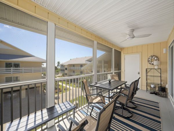 Luxury Beachfront Condominium on Sanibel Island