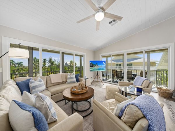 Luxury Beachfront Condominium on Sanibel Island