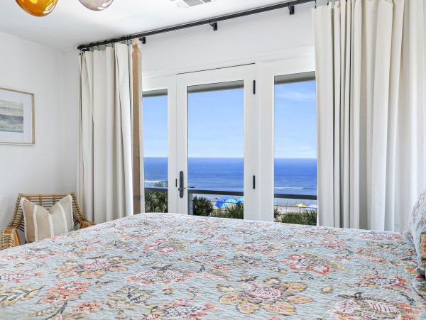 Stunning Oceanfront Home in Forest Beach - Perfect for Families
