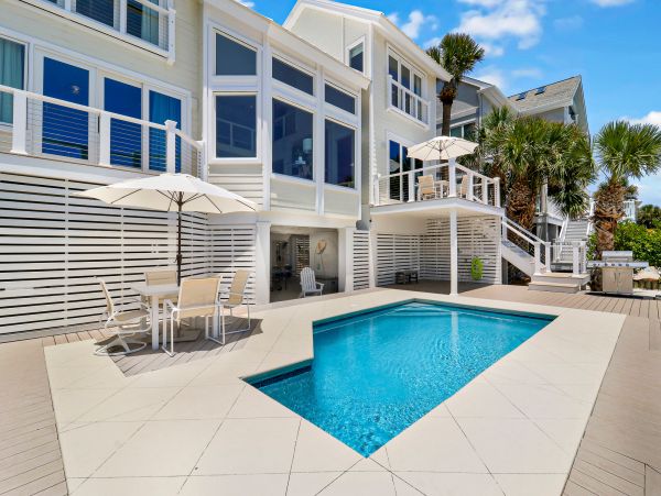 Stunning Oceanfront Home in Forest Beach - Perfect for Families