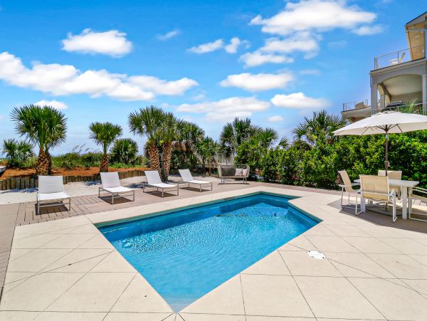 Stunning Oceanfront Home in Forest Beach - Perfect for Families