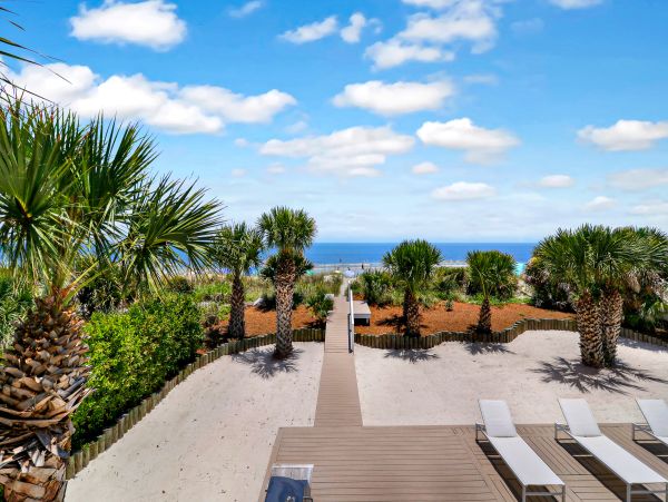 Stunning Oceanfront Home in Forest Beach - Perfect for Families