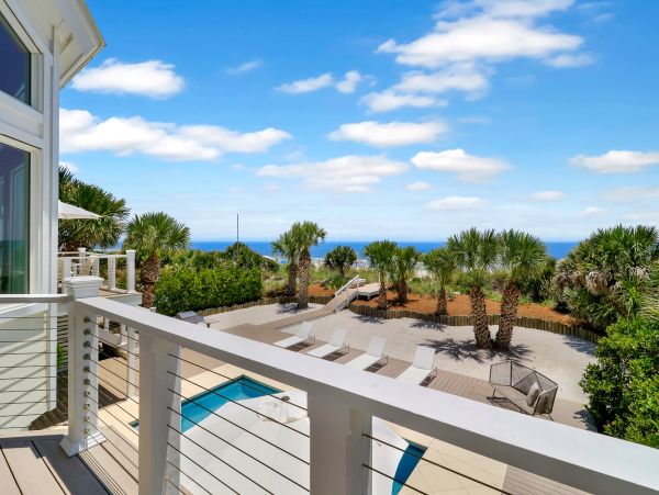 Stunning Oceanfront Home in Forest Beach - Perfect for Families