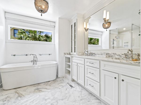 Stunning Oceanfront Home in Forest Beach - Perfect for Families