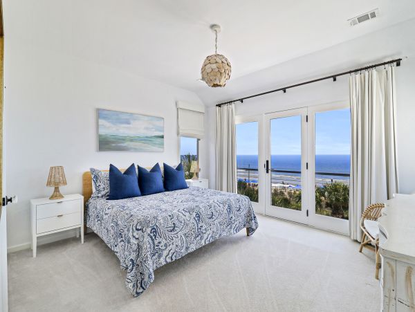 Stunning Oceanfront Home in Forest Beach - Perfect for Families