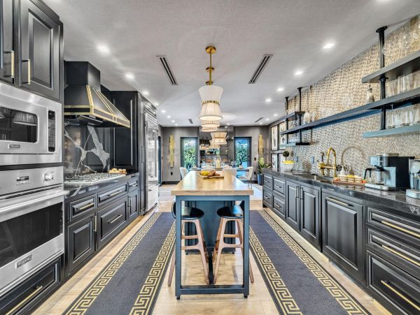 Luxurious Waterfront Residence in Wilton Manors Your Perfect Getaway