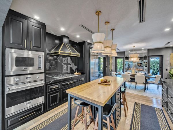 Luxurious Waterfront Residence in Wilton Manors Your Perfect Getaway