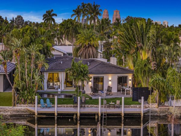 Luxurious Waterfront Residence in Wilton Manors Your Perfect Getaway