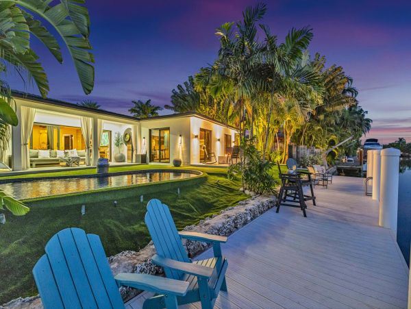 Luxurious Waterfront Residence in Wilton Manors Your Perfect Getaway