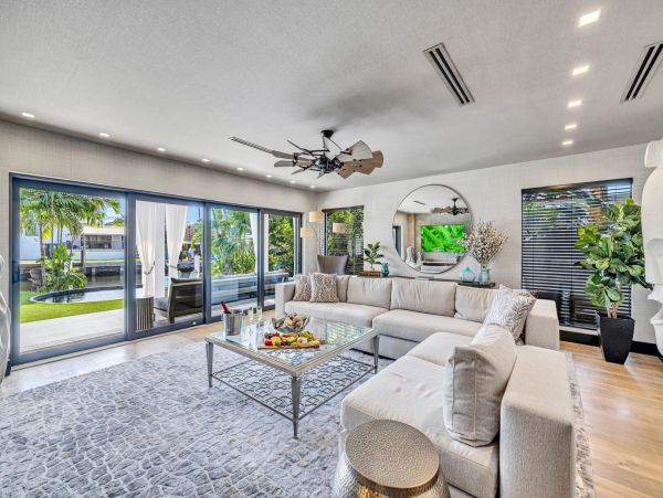 Luxurious Waterfront Residence in Wilton Manors Your Perfect Getaway