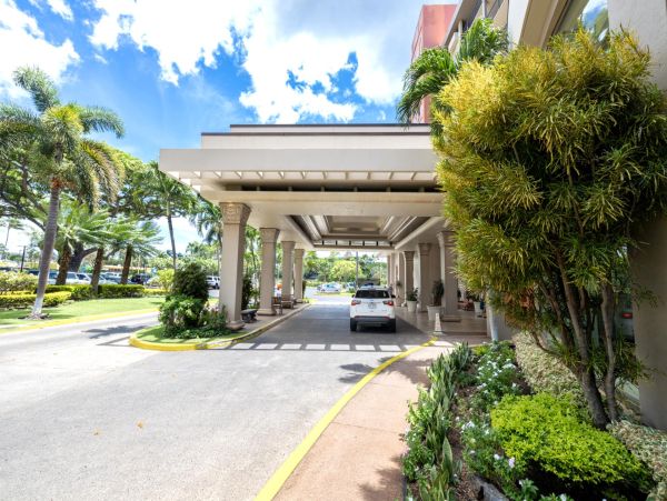 Six Bedroom Maui Retreat Pure Delight Exclusive Oceanfront Maui Retreat in Kaanapali