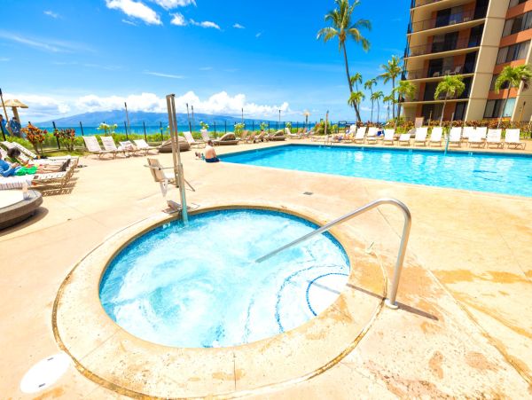 Six Bedroom Maui Retreat Pure Delight Exclusive Oceanfront Maui Retreat in Kaanapali