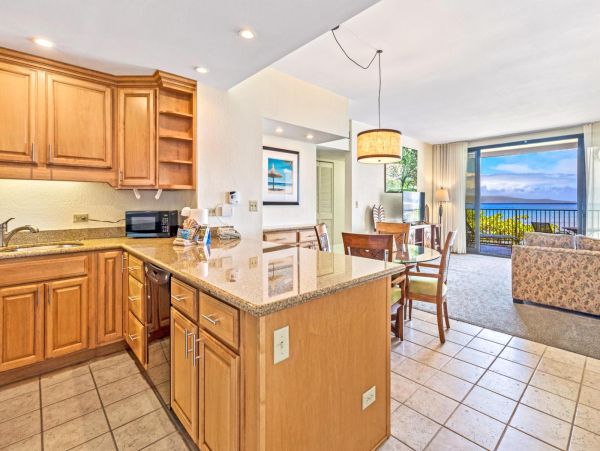 Six Bedroom Maui Retreat Pure Delight Exclusive Oceanfront Maui Retreat in Kaanapali