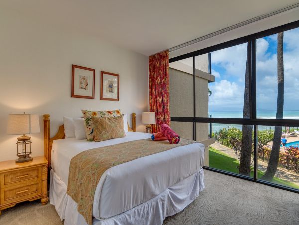 Six Bedroom Maui Retreat Pure Delight Exclusive Oceanfront Maui Retreat in Kaanapali