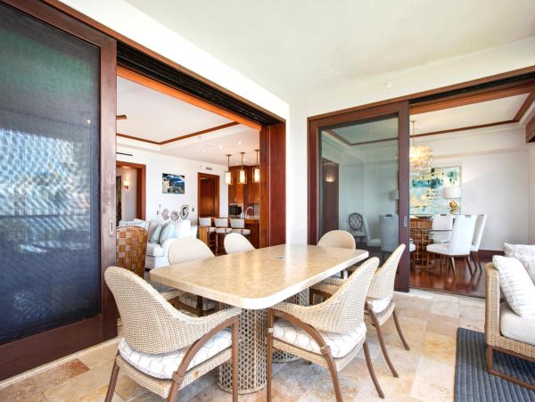 Luxury Oceanfront 3-Bedroom Condo in Kapalua Bay, Maui