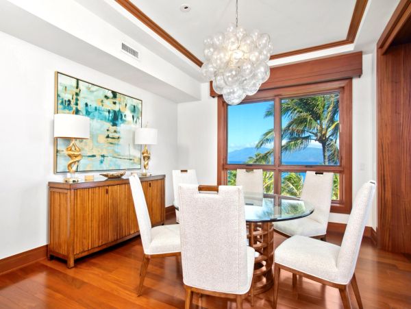 Luxury Oceanfront 3-Bedroom Condo in Kapalua Bay, Maui