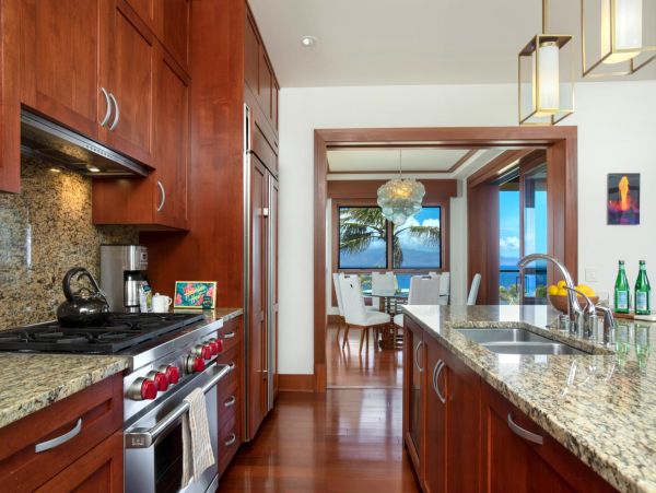 Luxury Oceanfront 3-Bedroom Condo in Kapalua Bay, Maui