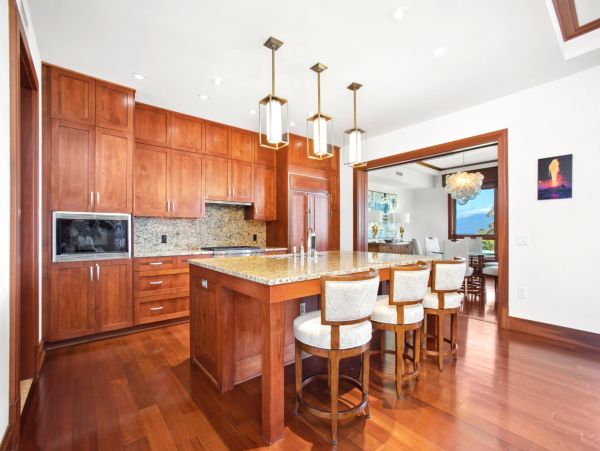 Luxury Oceanfront 3-Bedroom Condo in Kapalua Bay, Maui