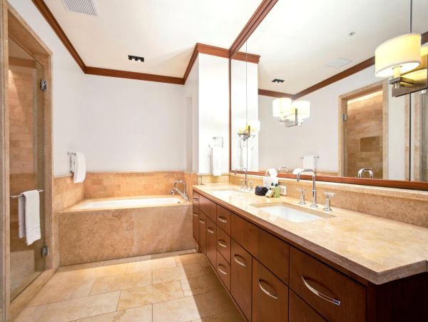 Luxury Oceanfront 3-Bedroom Condo in Kapalua Bay, Maui