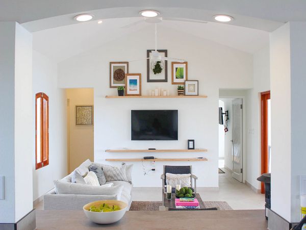 Luxurious Beachfront Villa on Bourgeaux Bay, St. Maarten